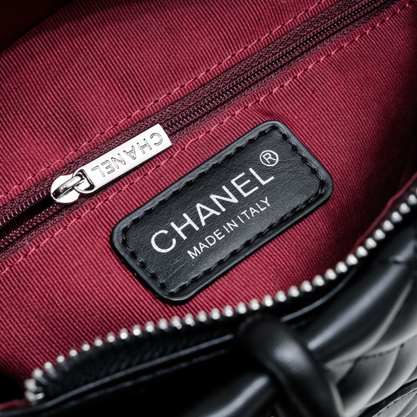 シャネルバッグ全体デザイン